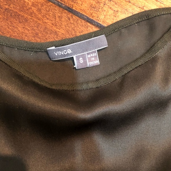 Vince silk top. Never worn! - Picture 3 of 4